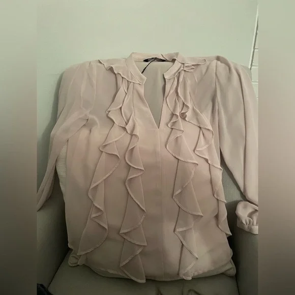 ZARA Ruffled Chiffon Blouse – Size M | Elegant & Feminine - Picture 7 of 7